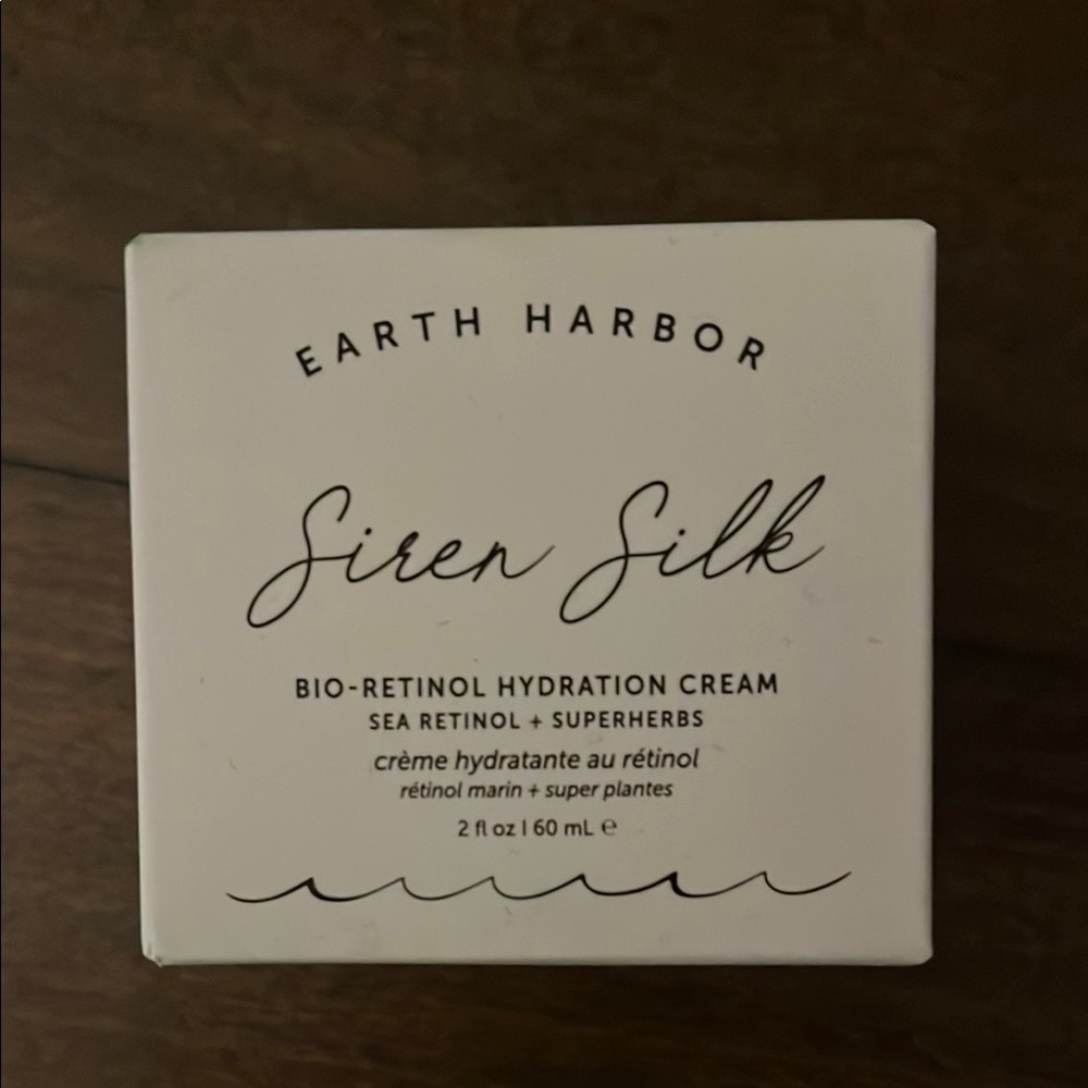 Earth Harbor Siren Silk Hydration Cream